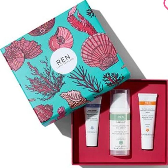 Ren Clean Skincare Evercalm Face Favorites - Picture 2 of 6